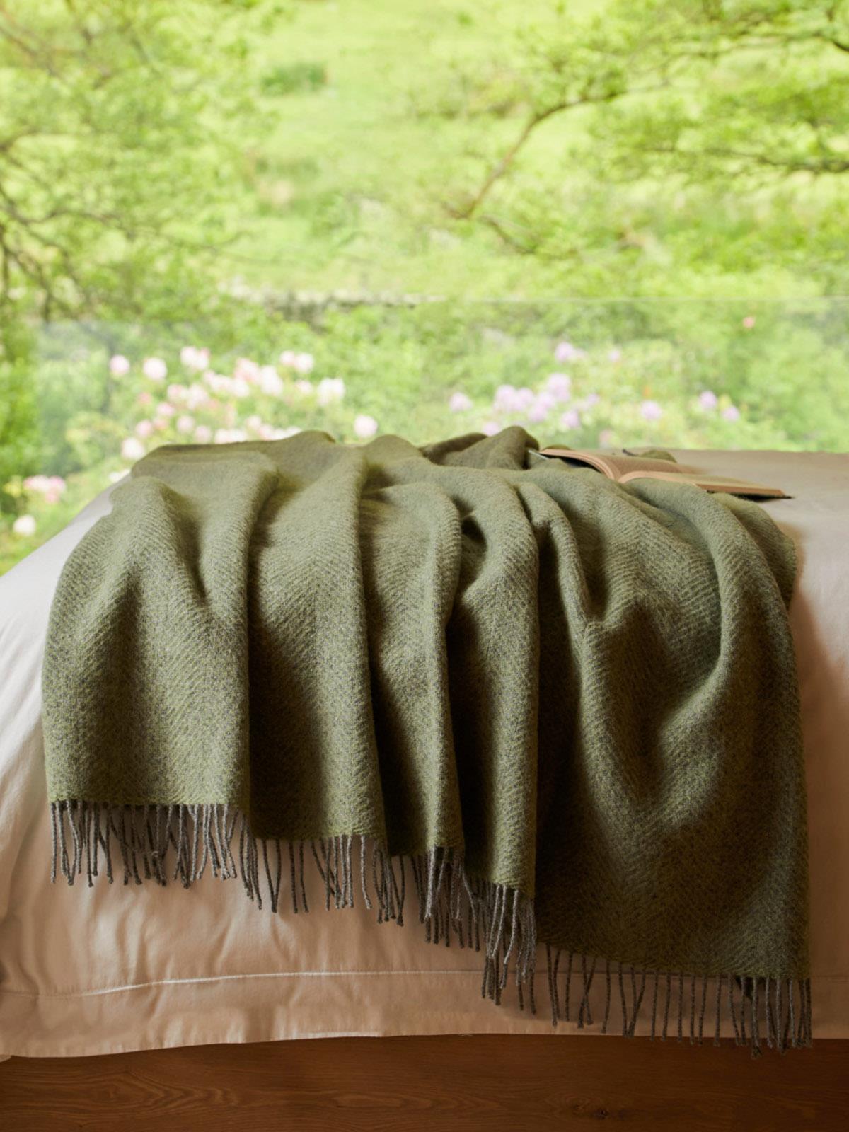 Honeycomb XL Pure New Wool Throw - Fern/Grey - White Bear Furnishings