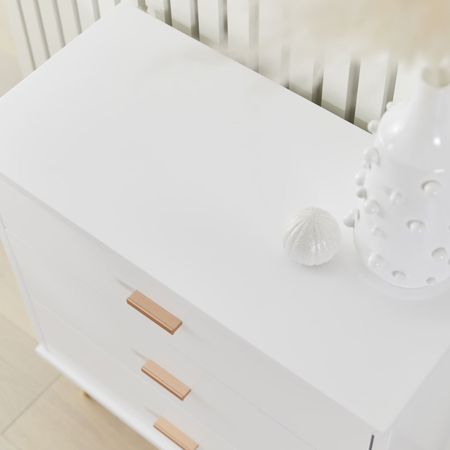 Fishe & Lilly Monroe Solid Wood White Chest of 3 Drawers