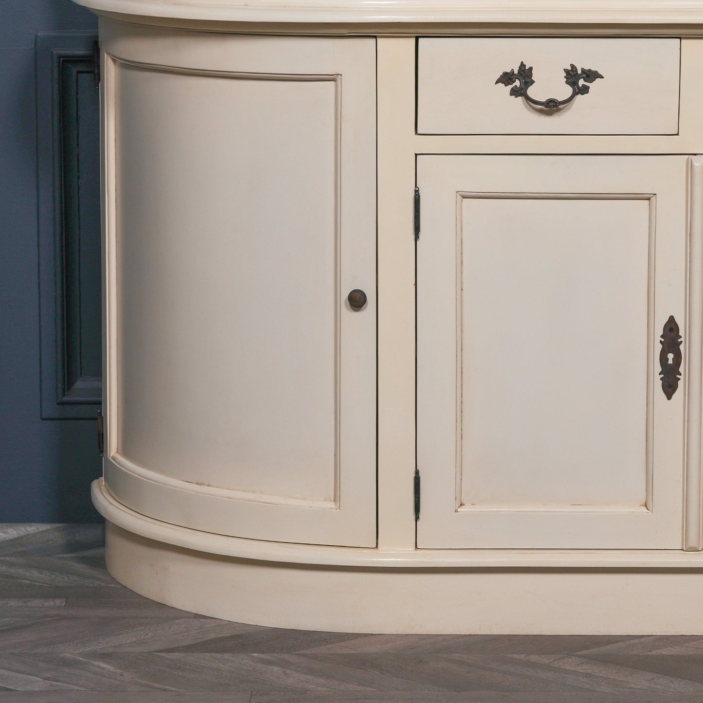 Handcrafted Large Vintage Cream Mahogany Dresser Display Cabinet - DBC03