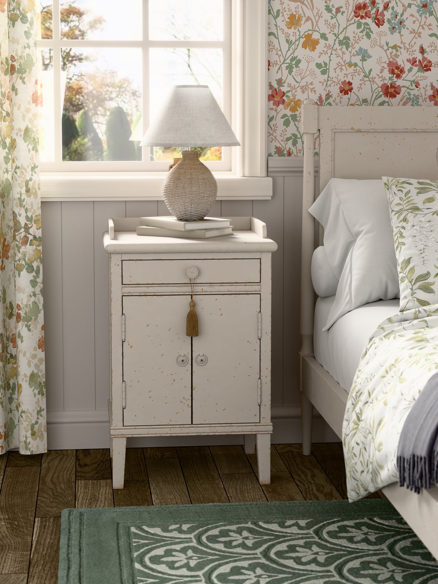 Laura Ashley Annaside Antique White 2 Door 1 Drawer Bedside Cabinet