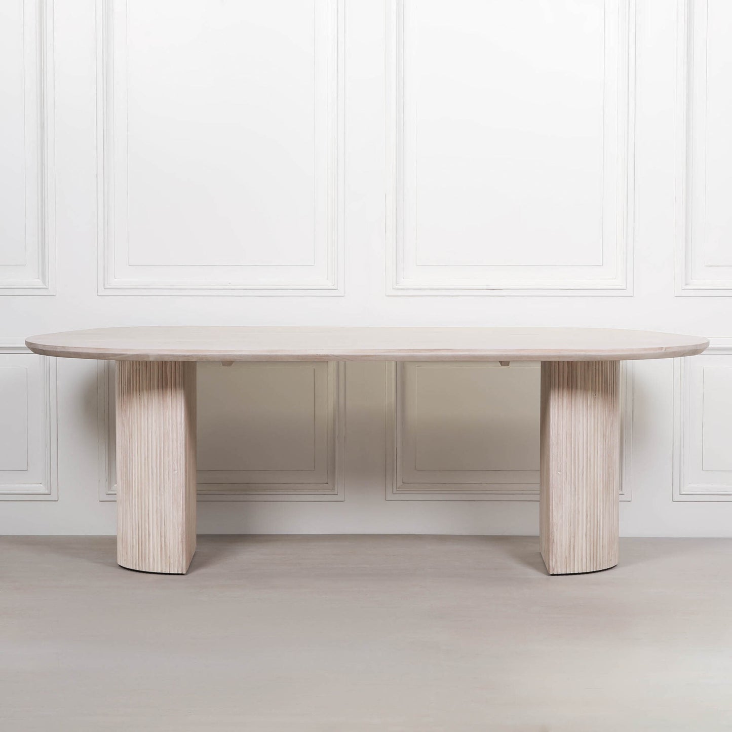 Handcrafted Blanche Acacia Fluted Oval Dining Table – GMF151