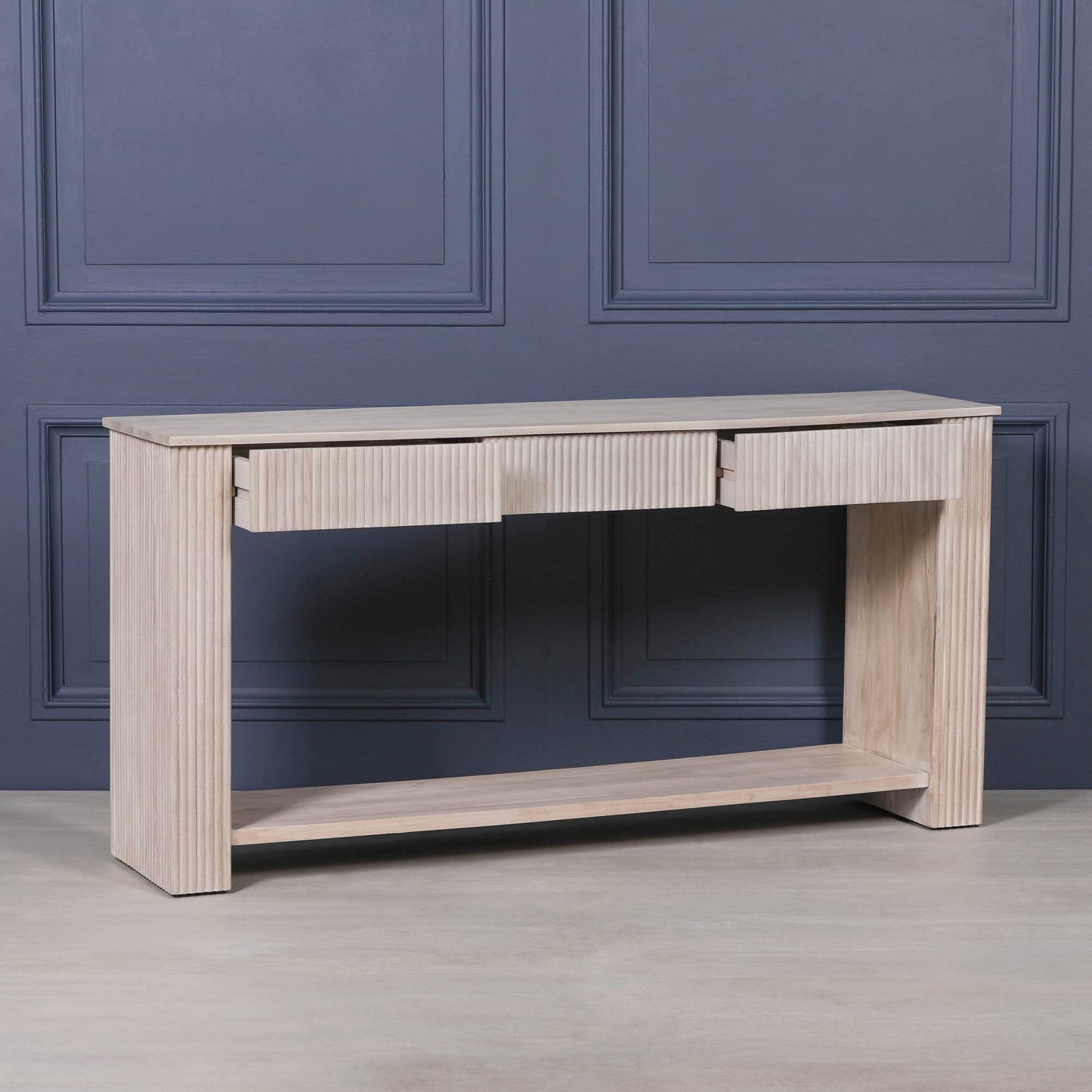 Handcrafted Blanche Acacia Fluted Console Table – GMF590