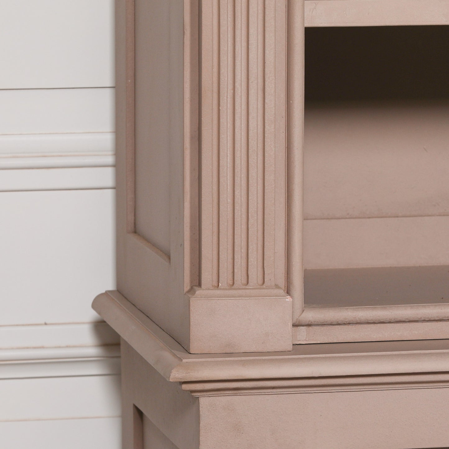 Handcrafted Taupe Painted Mahogany Bookcase Display Cabinet - PFA82