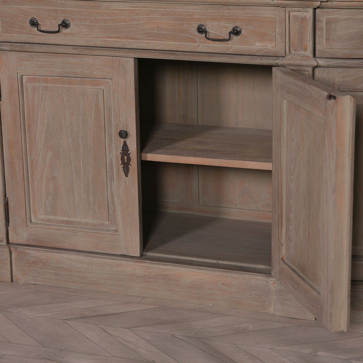 Handcrafted Large Rustic White Cedar Bookcase with Ladder & Curved Edges - RMB12 - White Bear Furnishings