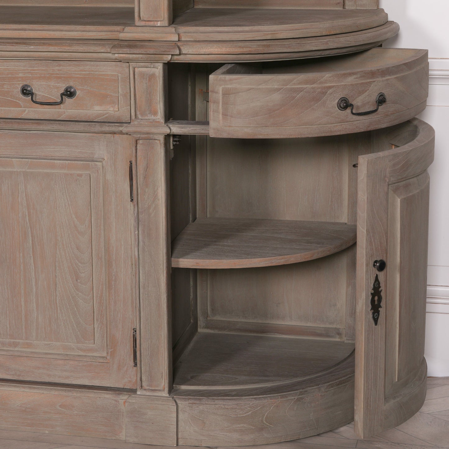 Handcrafted Large Rustic White Cedar Bookcase with Ladder & Curved Edges - RMB12 - White Bear Furnishings