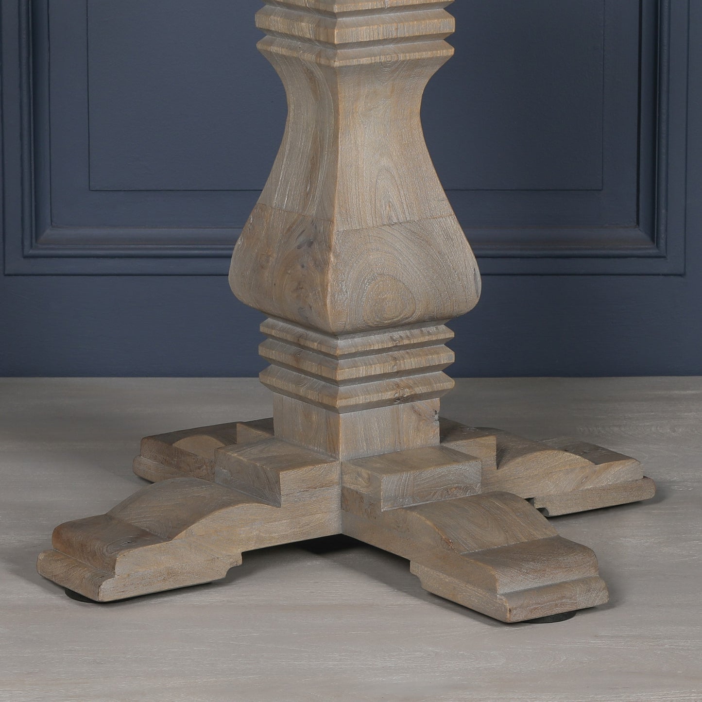 Maison Reproductions Rustic Wooden Round Pedestal Dining Table - WFA62