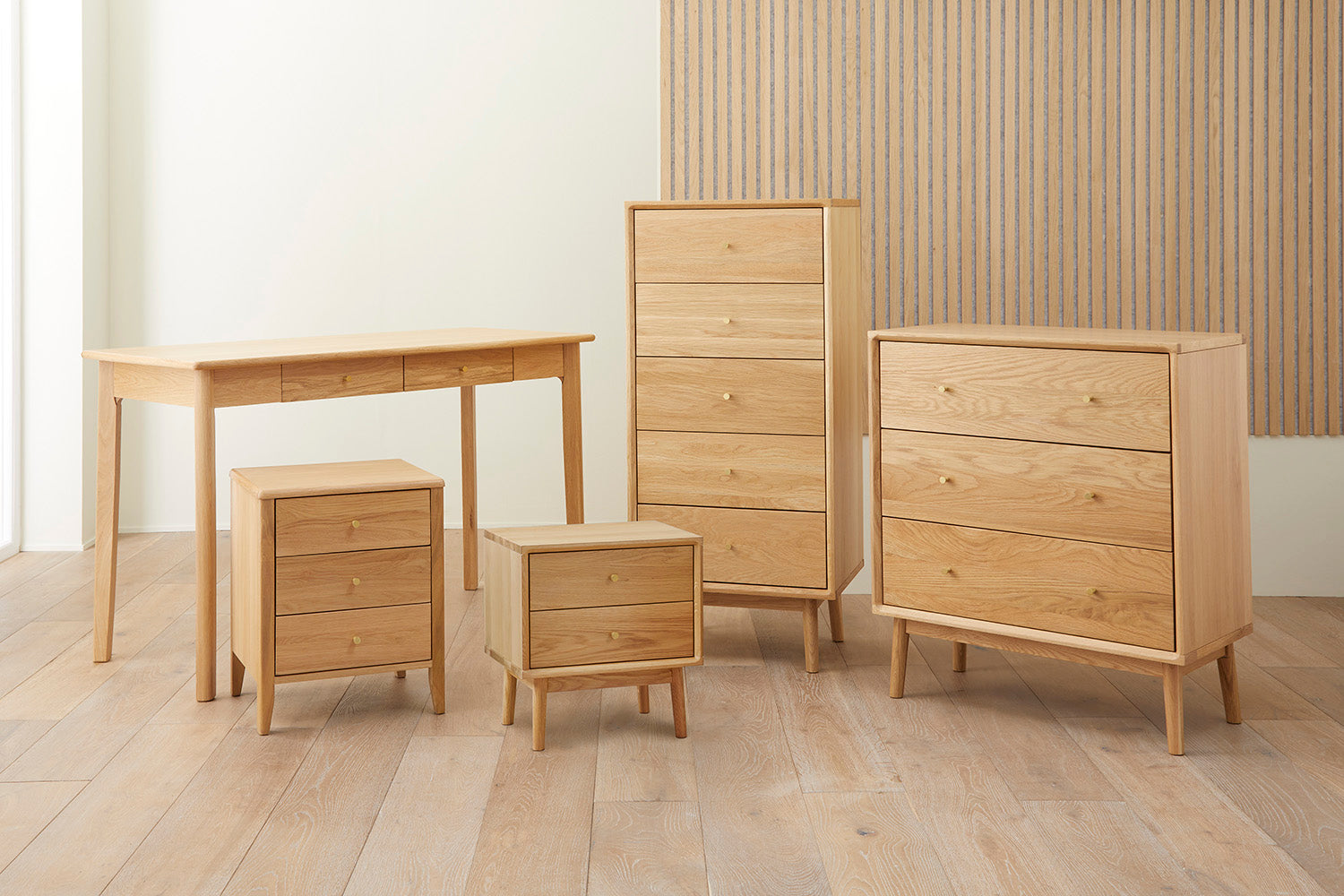 Fishe & Lilly Wright Oak Bedside Table - White Bear Furnishings