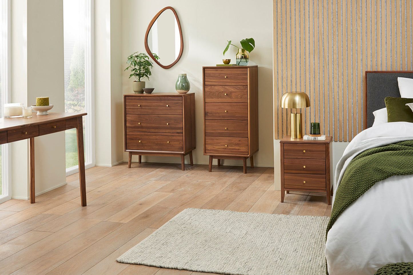 Fishe & Lilly Wright Walnut Chest of 3 Drawers