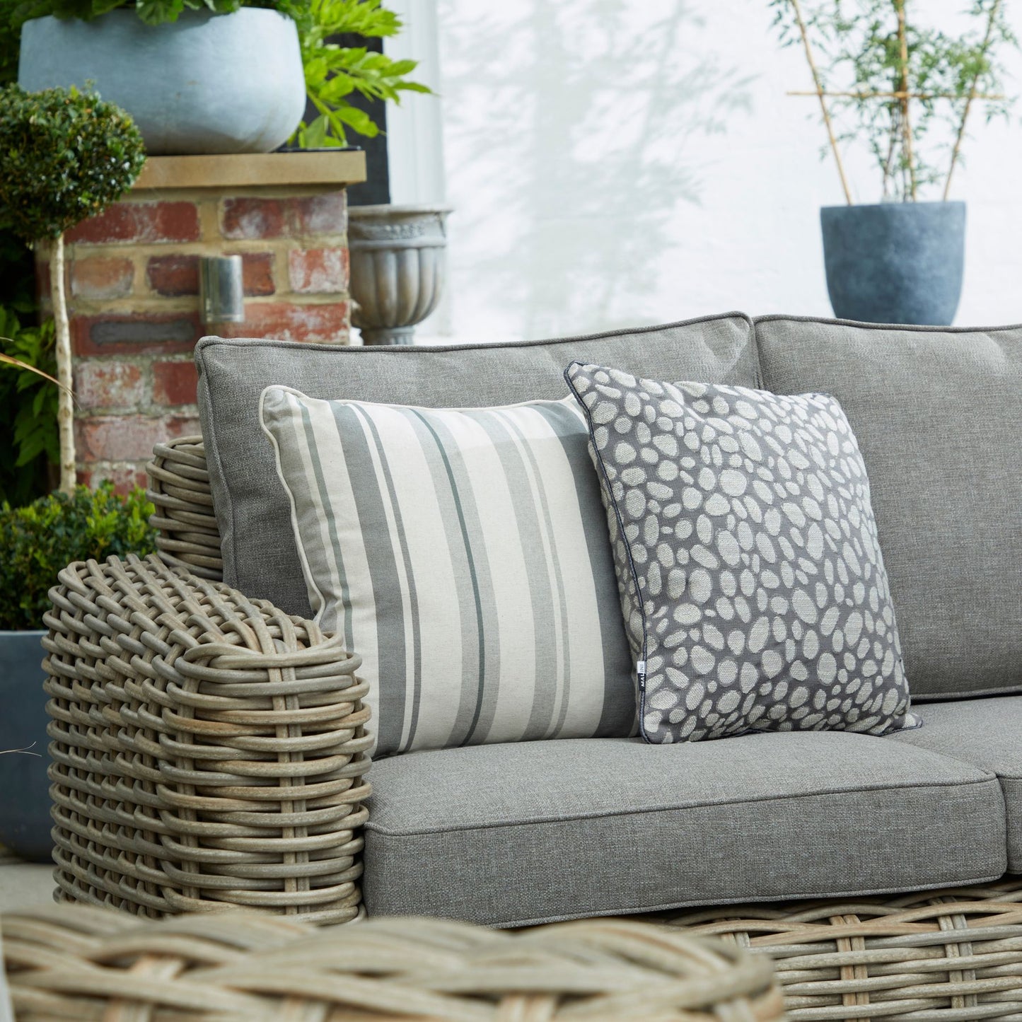 Amalfi Outdoor 5 Seater Garden Living Set - 22947