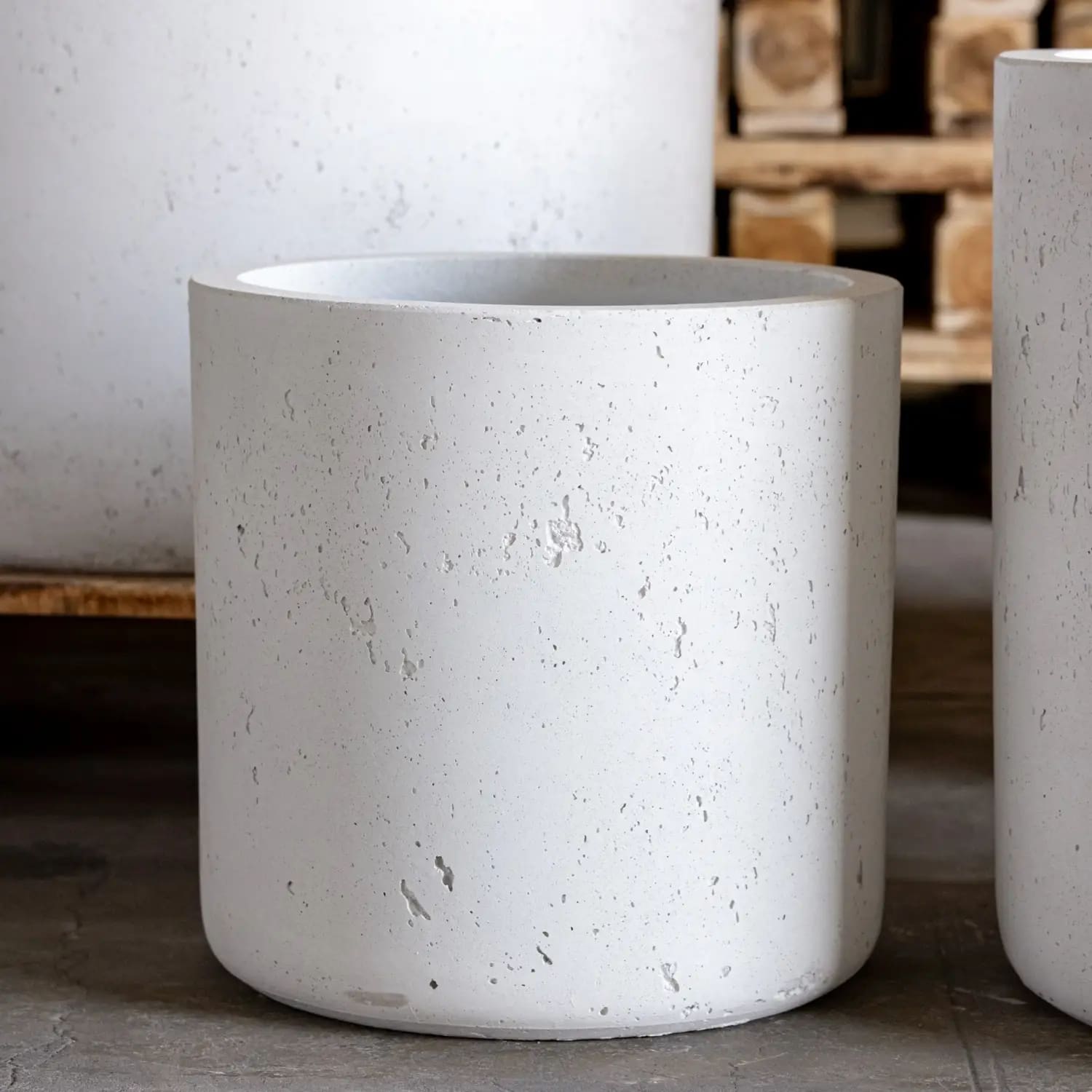 Aurella | White Mist – 70cm X Large Concrete Cylinder Planter – 199L Round Plant Pot - White Bear Furnishings