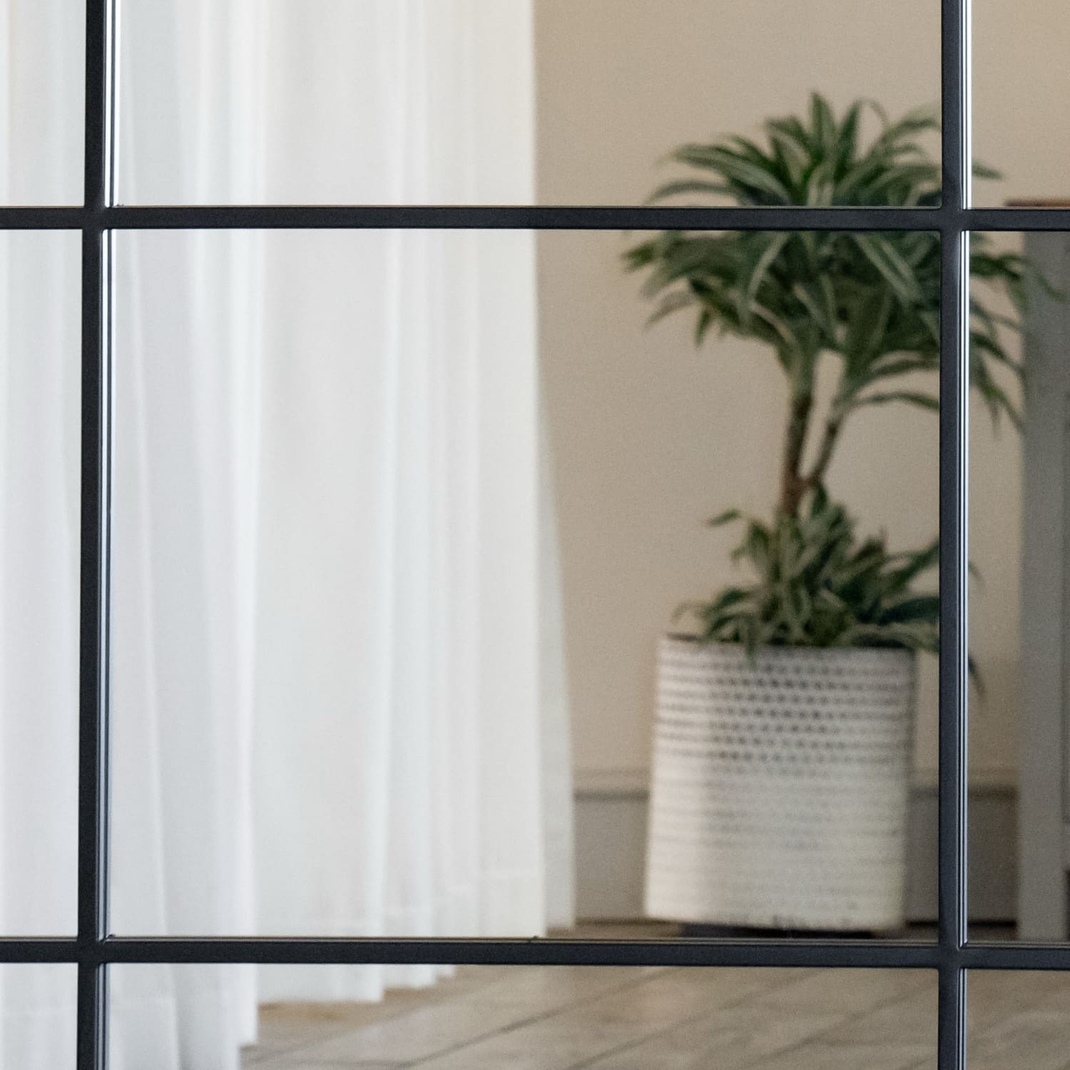 Kyō - Full Length Black Metal Rectangle Lattice Window Mirror - 200cm x 120cm - White Bear Furnishings