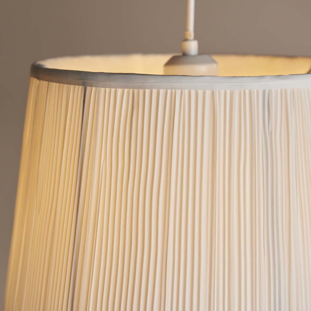 Pennington 25x21 Ivory Shade - White Bear Furnishings