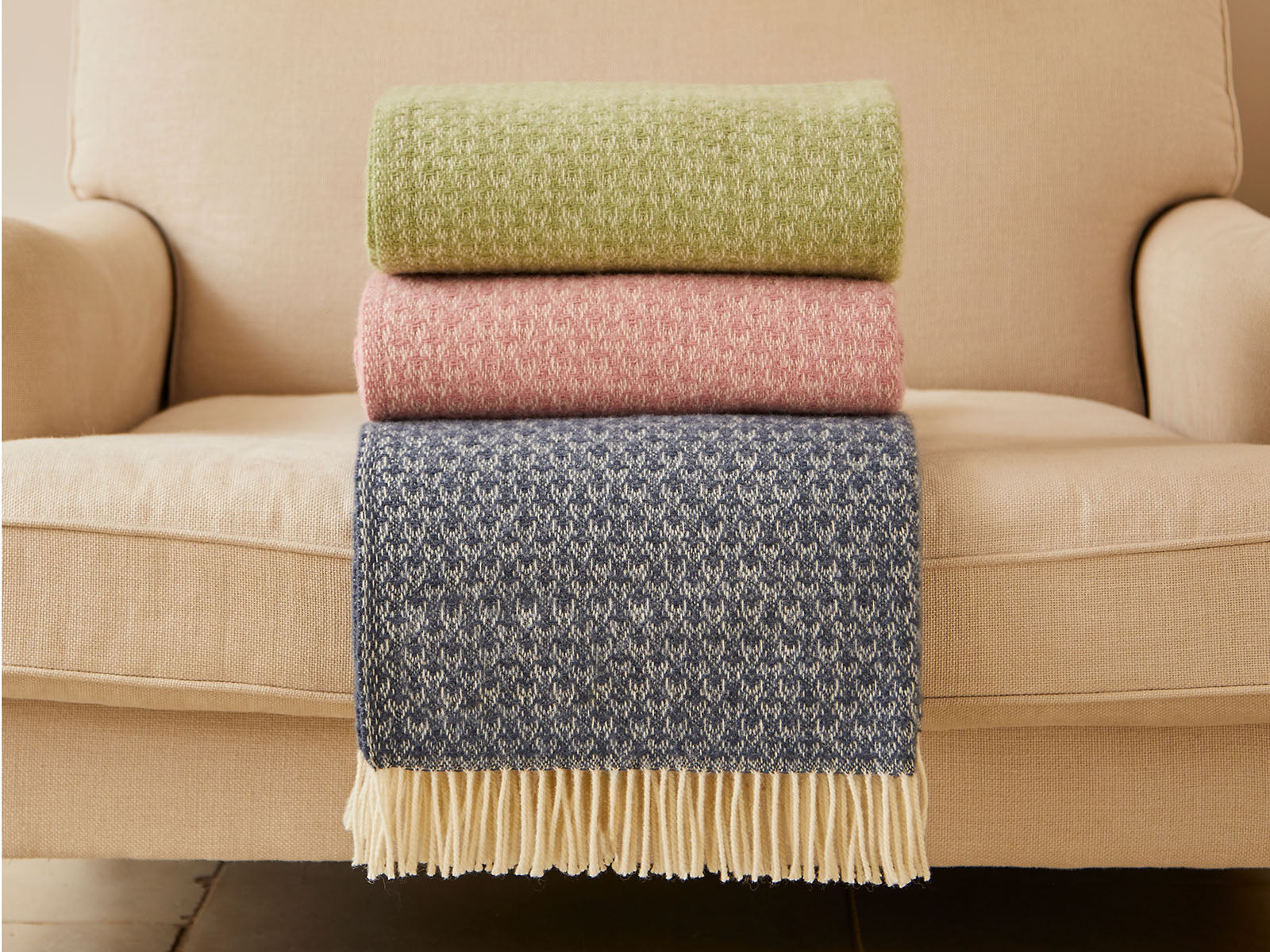 Isobel Crescent Pure New Wool Throw - Fern - White Bear Furnishings