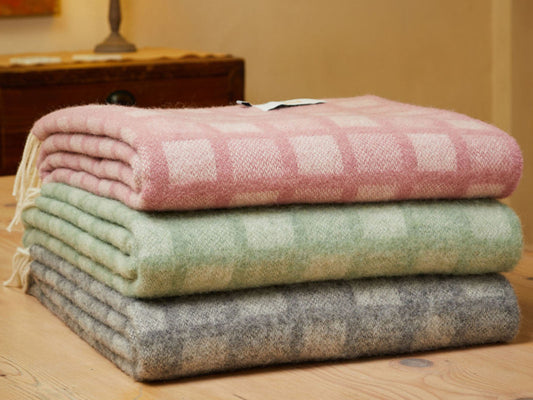 Manhattan Pure New Wool Throws - White Bear Furnishings