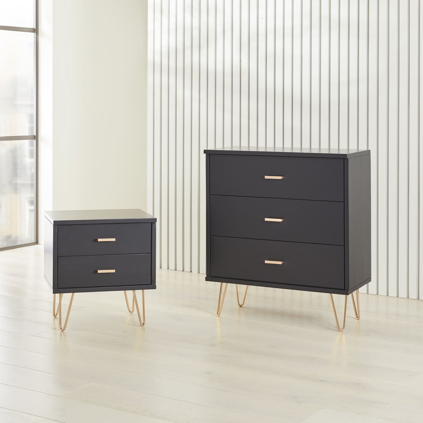 Fishe & Lilly Monroe Solid Wood Black Chest of 3 Drawers