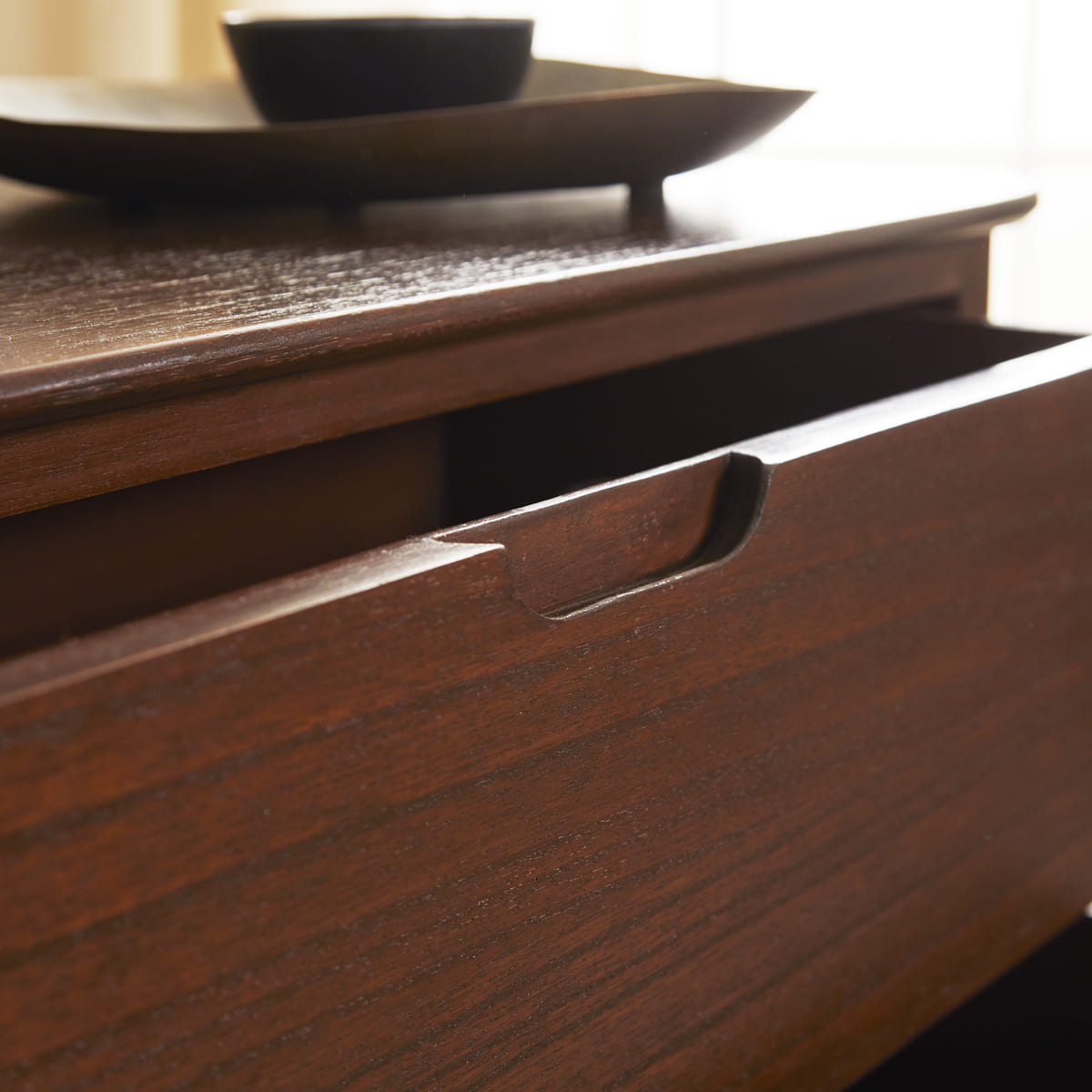 Fishe & Lilly Norway Walnut Chest of 3 Drawers