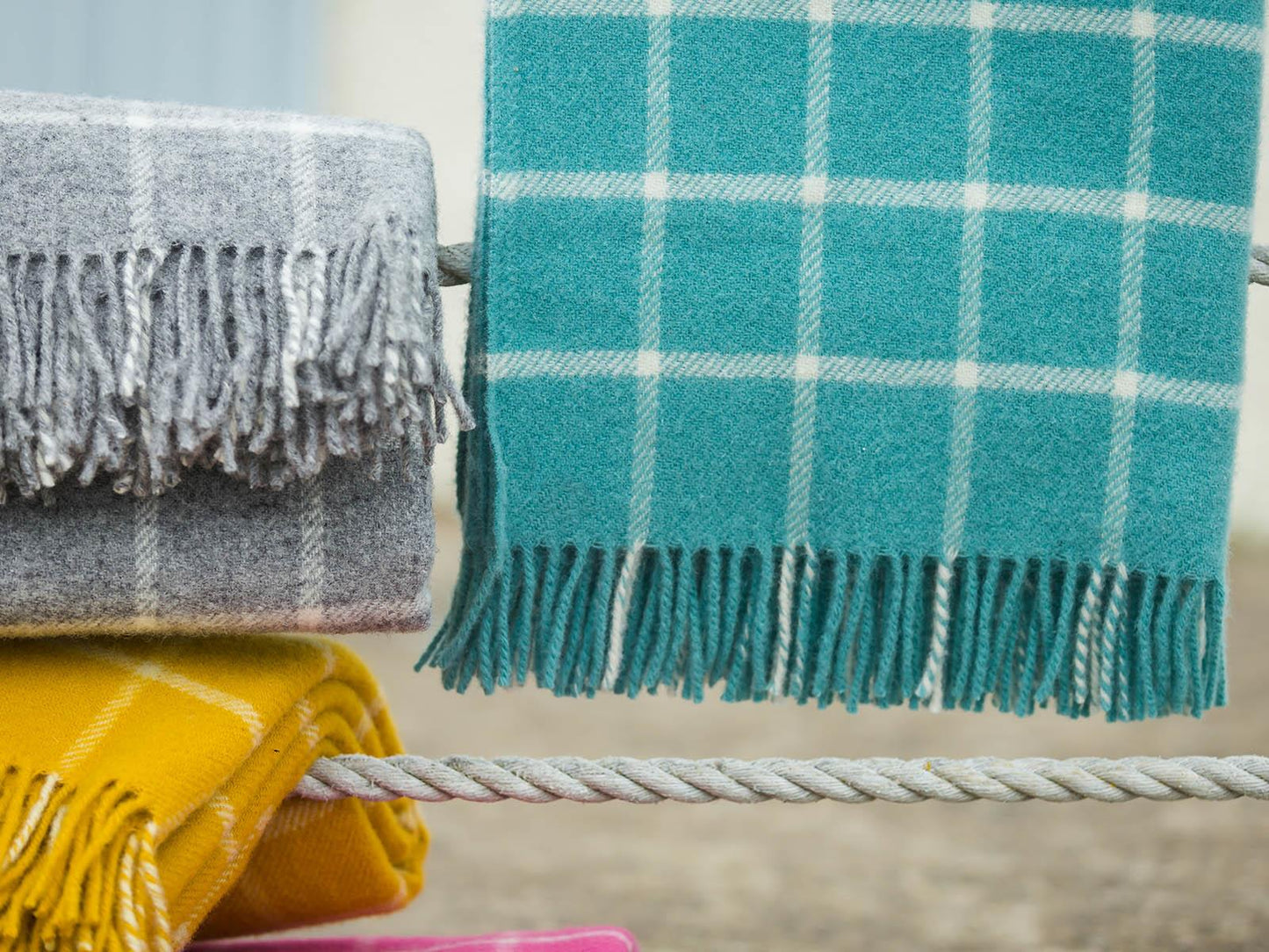 Windowpane Pure New Wool Throw - Spearmint