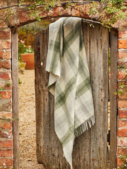 Meadow Check Pure New Wool Throw - Olive